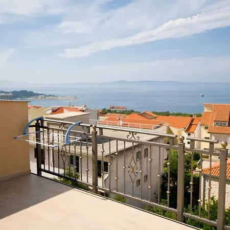 Ivana Apartment *
